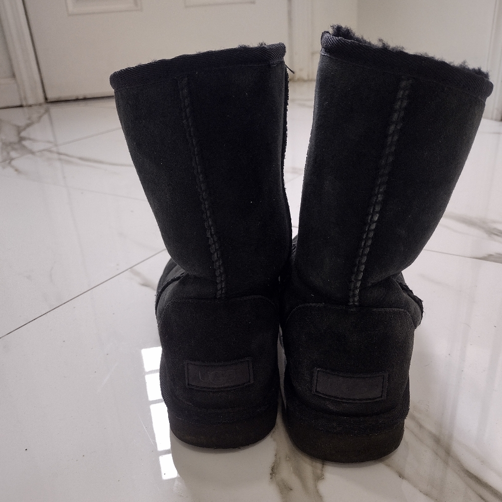 Ugg Ugg Ugg - image 2